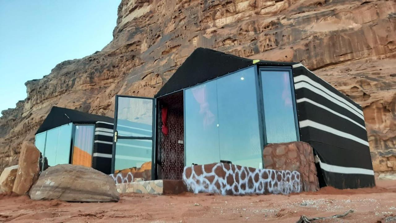 Omar Ghazi Camp Hotel Вади Рум Екстериор снимка