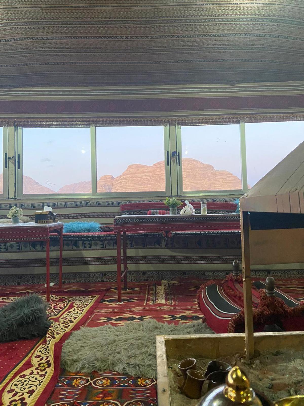 Omar Ghazi Camp Hotel Вади Рум Екстериор снимка