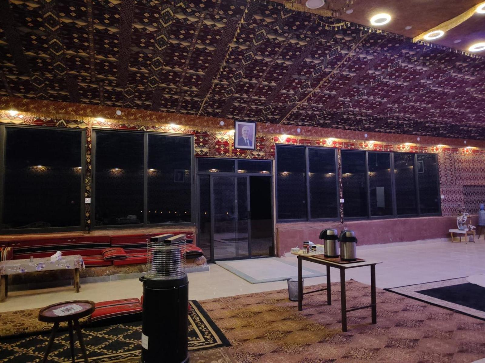 Omar Ghazi Camp Hotel Вади Рум Екстериор снимка
